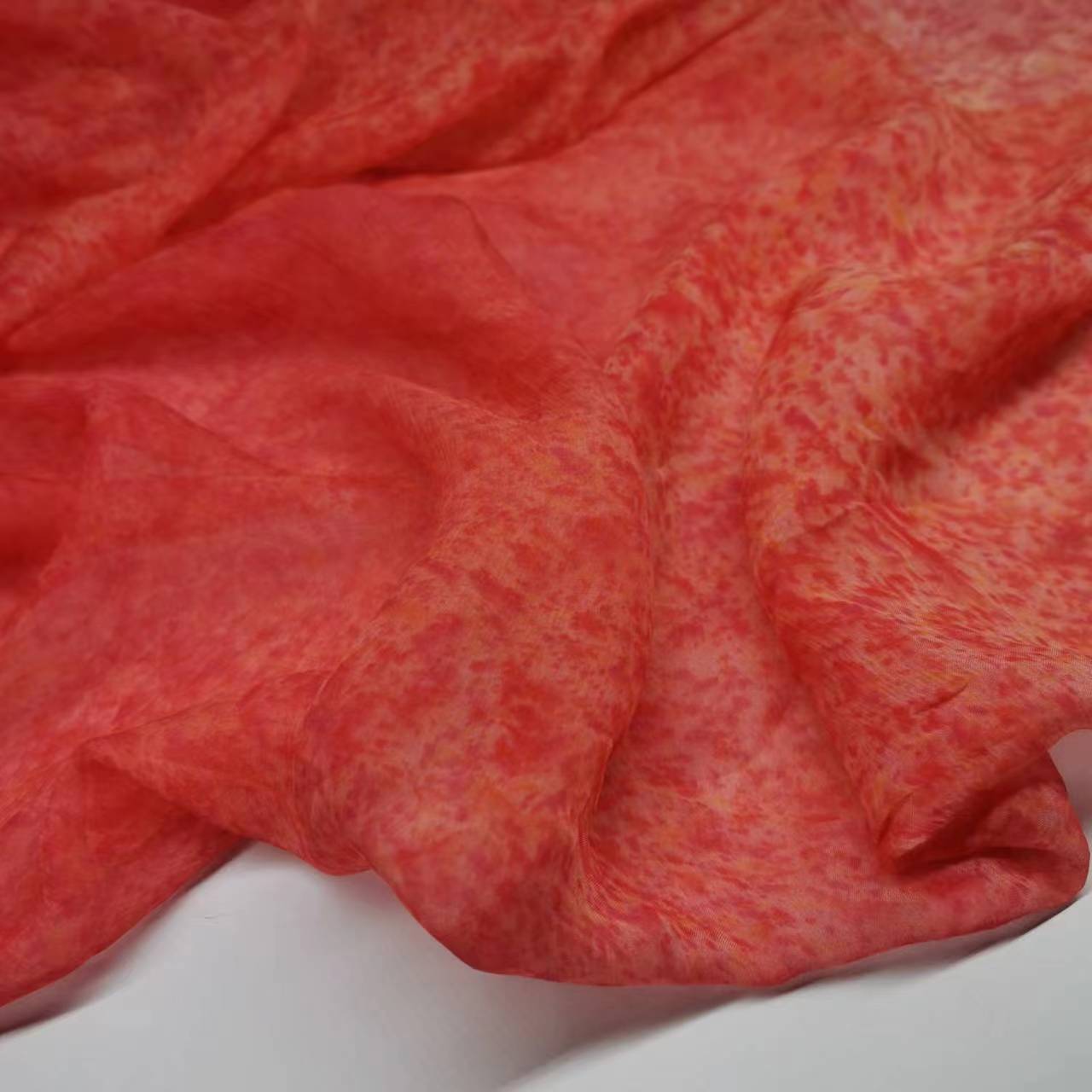 Mulberry Silk Smooth Qiao Silk Fabric 6mm Wide Fashion Silk Fabric