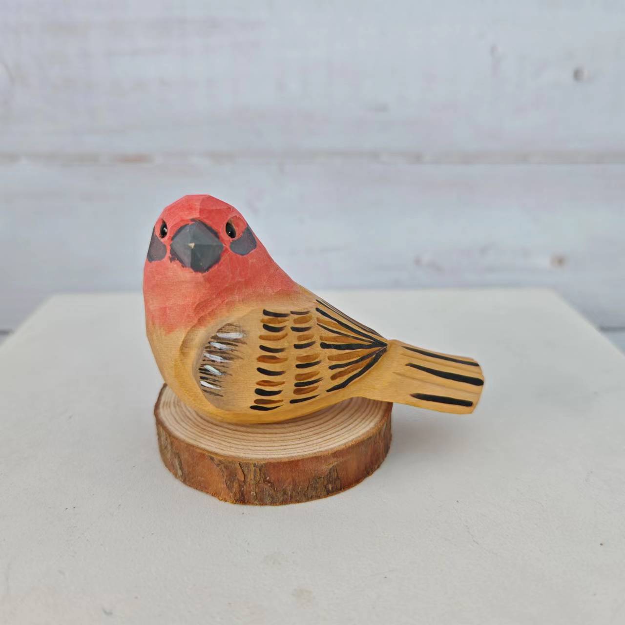 Picture of Bird Wood Carved Ornaments Cute Children's Toys Birthday Gift Hand Carved Colored Healing Desktop Ornaments Animals