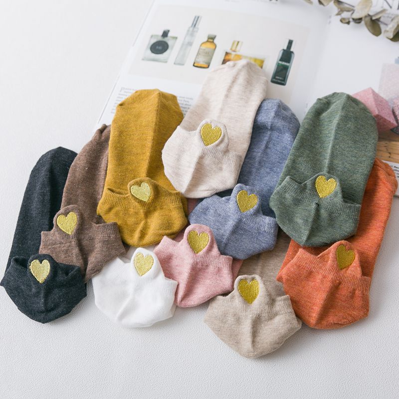 Spring and Summer New Products Japanese Style Cotton Women's Socks with Embroidered Heels, Heart See-Through Boat Socks for Women, Shallow Socks