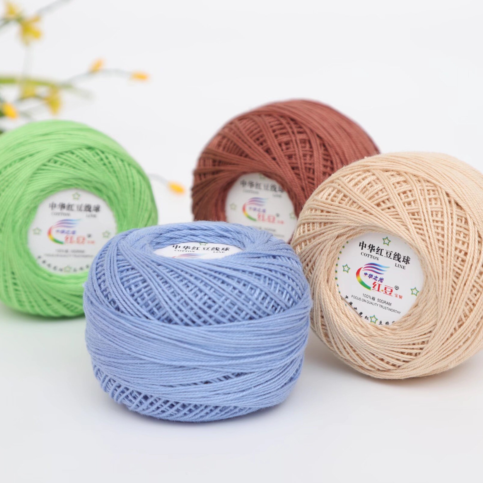 Picture of Red bean No. 3 lace cotton thread manufacturers wholesale and retail spring and summer hand-woven wool lace cotton diy