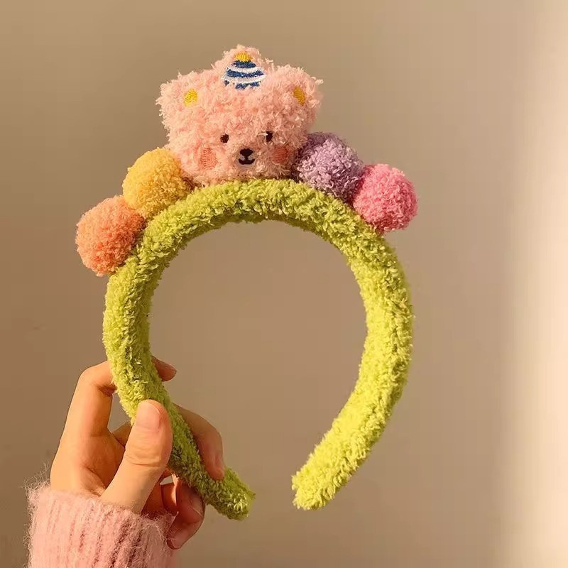 Picture of Special Headband for Face Washing for Women 2025 New Autumn and Winter Cute Bear Headband Hairband Hairpin Hair Accessory Plush Headwear