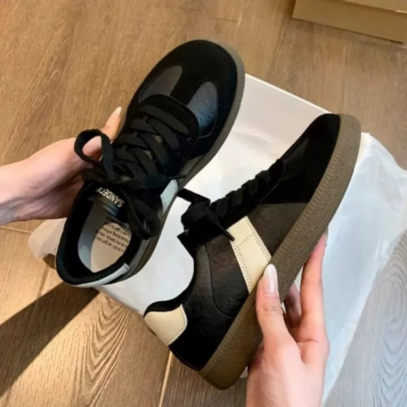 Explosions De Training Shoes Women's 2024 Spring and Autumn New Explosions Shoes Thick Sole Versatile Retro Casual Sports Board Shoes