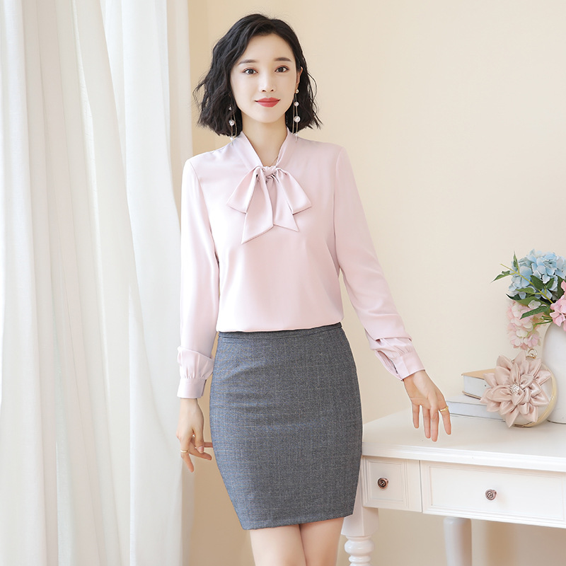Picture of Pink Long-sleeved Shirt Women's Autumn Design Bow Chiffon Top High-end Fashion Western Style Silk Shirt