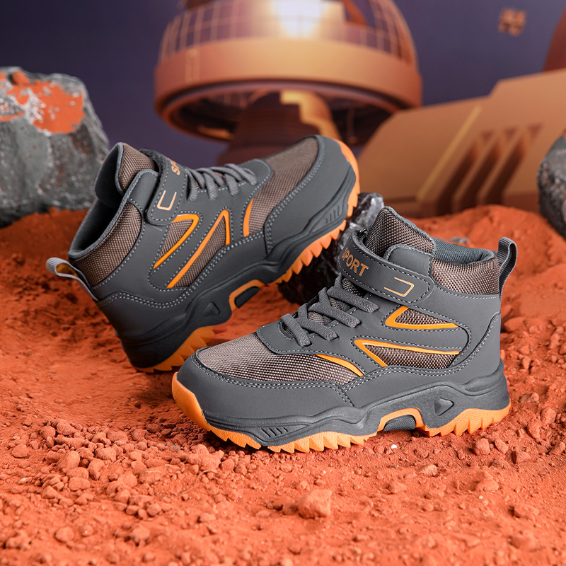 Children's shoes new wide shoes wide toe boys outdoor hiking shoes anti-collision sneaker children's big toe shoes wholesale