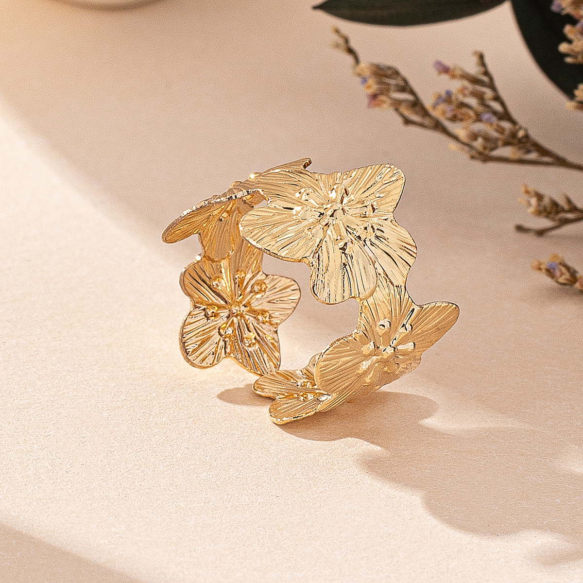 Picture of Internet Celebrity New Ins Cold Style Flower Earrings Ring Bracelet suit Women's Niche Design Sense Opening Hand Jewelry