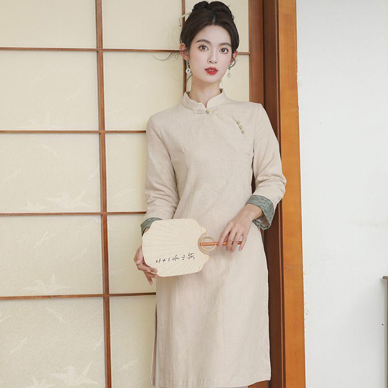 Picture of Autumn 2024 New Style Retro Ethnic Cheongsam New Chinese Style Retro Zen Tea Suit with Vertical Collar Mid-length Top suit