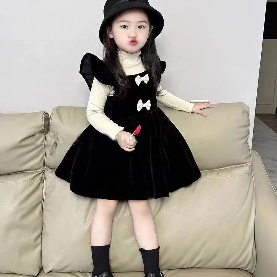 Picture of Plus thick velvet warm bottoming shirt + gold velvet small flying sleeves dress Korean style girls' Western style fried street two-piece suit