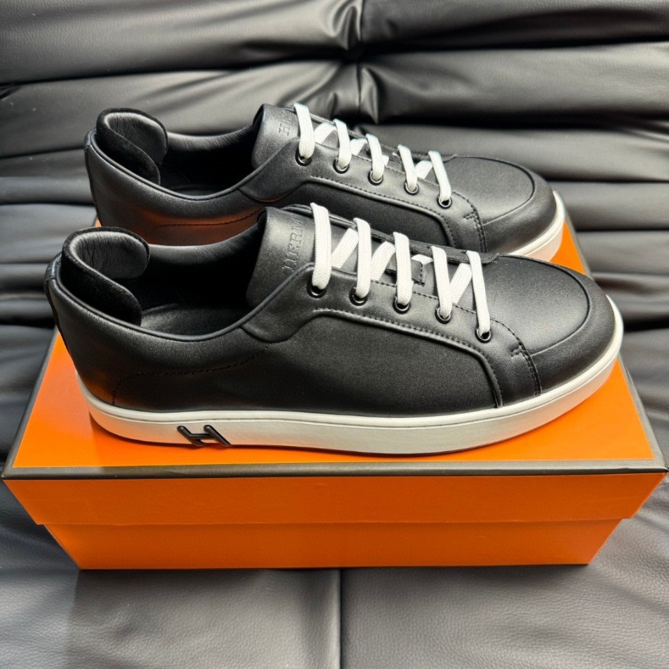 Guangzhou goods Europe men's board shoes H new breathable white shoes Korean Joker shoes casual sneaker