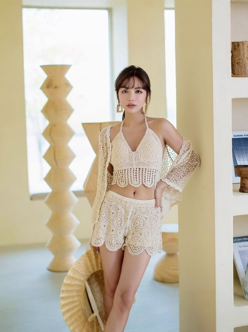 Korean-style Bohemian Hollow Crochet Shorts Women's Outer Wear Pants Thailand Travel Casual Loose Anti-light Three-part Pants