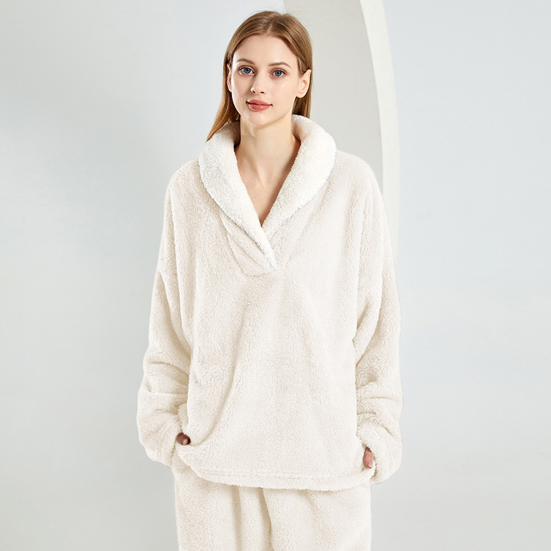 Picture of 2025 New Winter Christmas Foreign Trade Amazon Explosions Thickened Women's Independent Station Pajamas suit