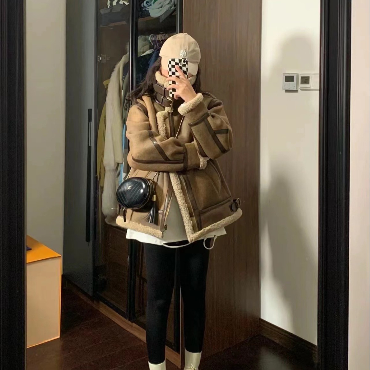 Leather Jacket for Women 2023 Autumn and Winter New Style High-End Fur Integrated Fleece-Lined Thickeneded Lamb Wool for Small People