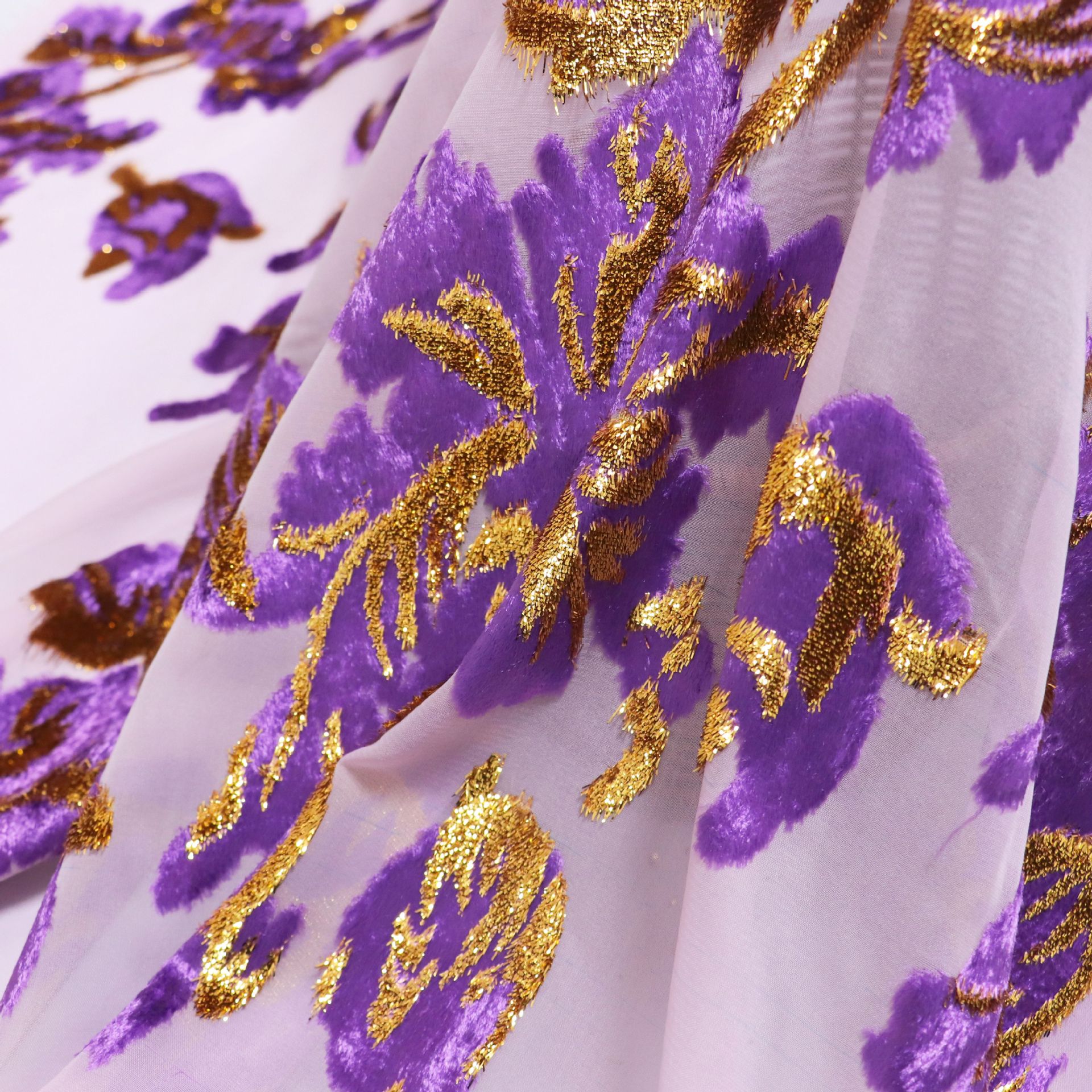 Picture of Factory Wholesale Woven Velvet Jacquard Brocade Velvet Fabric Haute Couture Dress Dress Cheongsam
