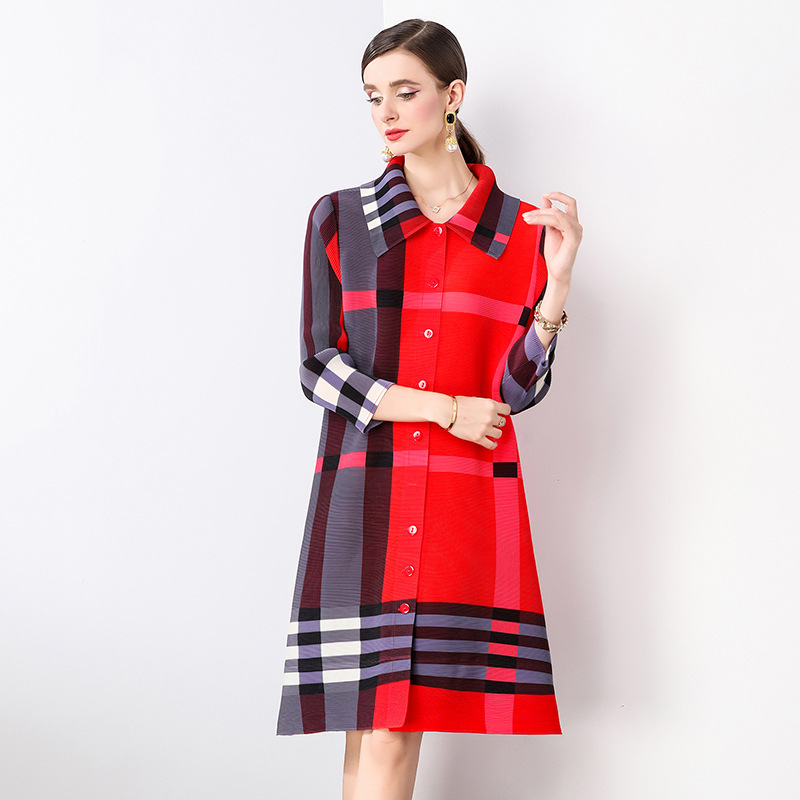 Spring and Autumn New Pleated Print Striped Fashion Loose Lapel Breasted Color dress