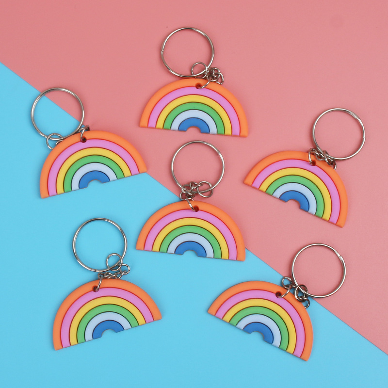 Creative Seven-color Rainbow Keychain Pendant Valentine's Day Car Bag Key Ring Hanging Ornaments Small Gift Rainbow Accessories