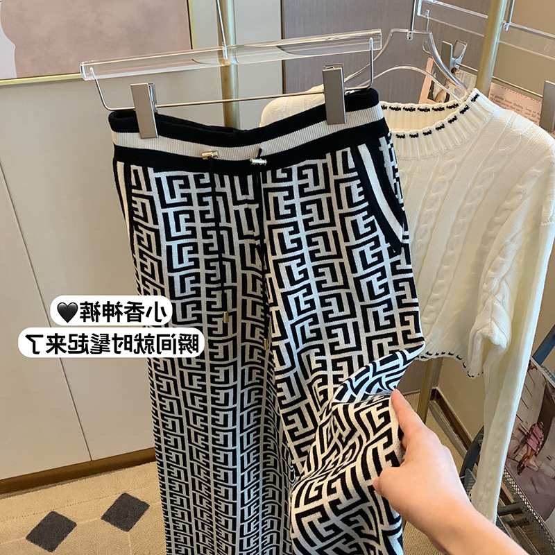 Design retro knitted wide-leg pants women's high-grade 2023 new high waist draping temperament slimming casual straight pants