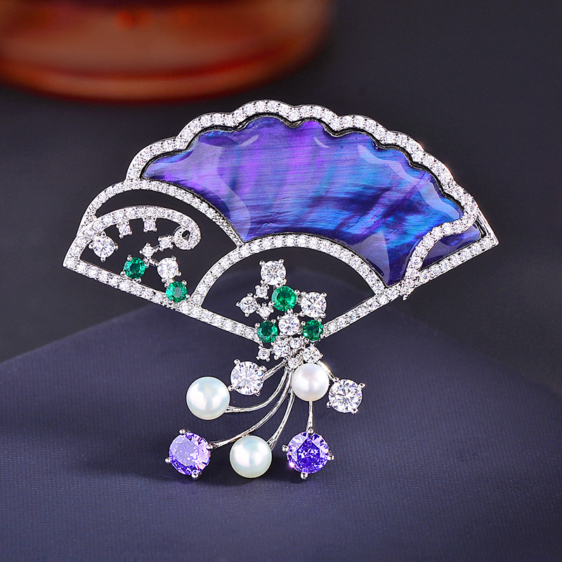 High-grade Shell Fan Brooch Niche Design High-grade Freshwater Pearl Pin Elegant and Atmospheric Corsage Accessories