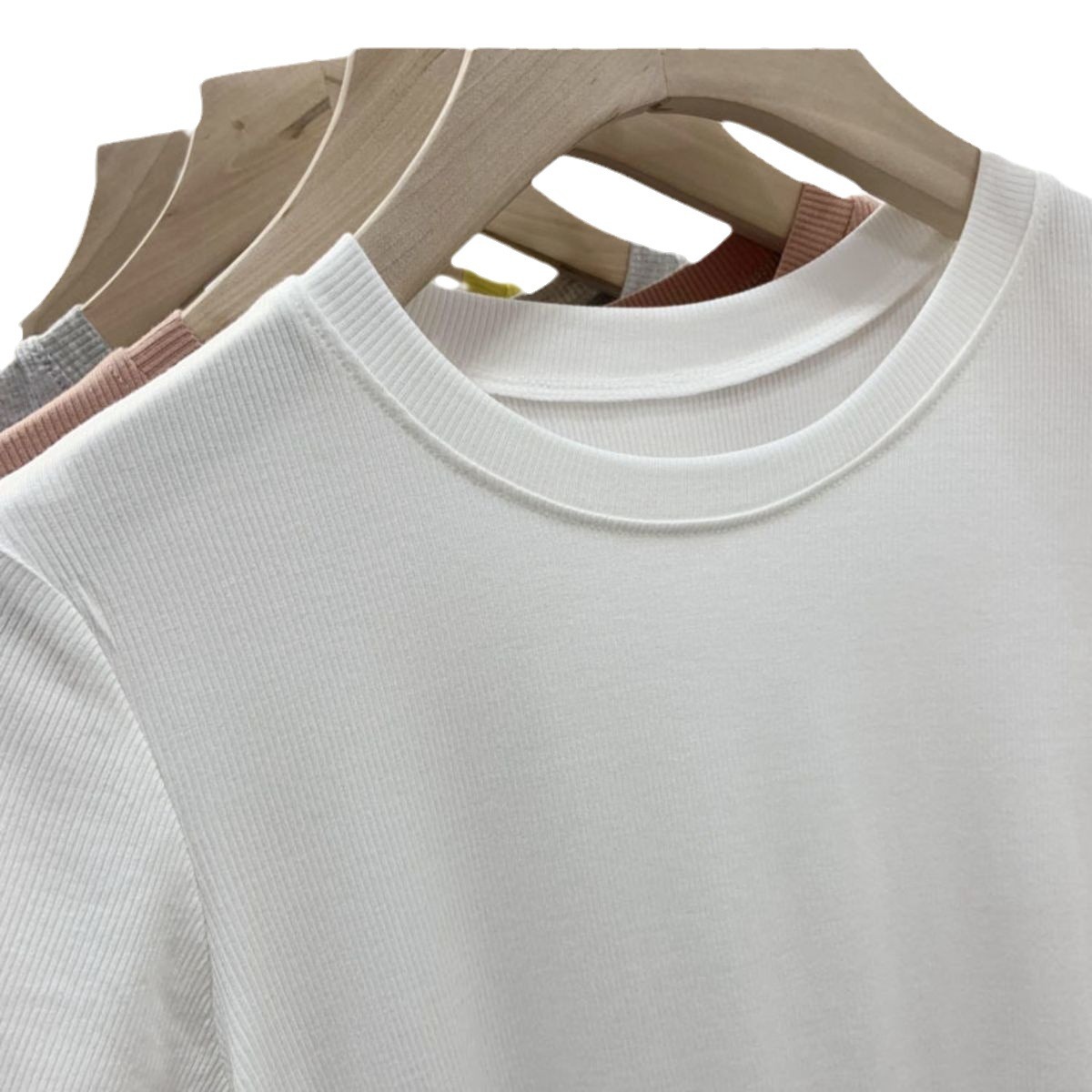 Picture of Ice Silk Thread White T-Shirt Women's Short-sleeved Summer New Slim-fit Solid Color All-match Base Shirt Thin Top Ins Trendy