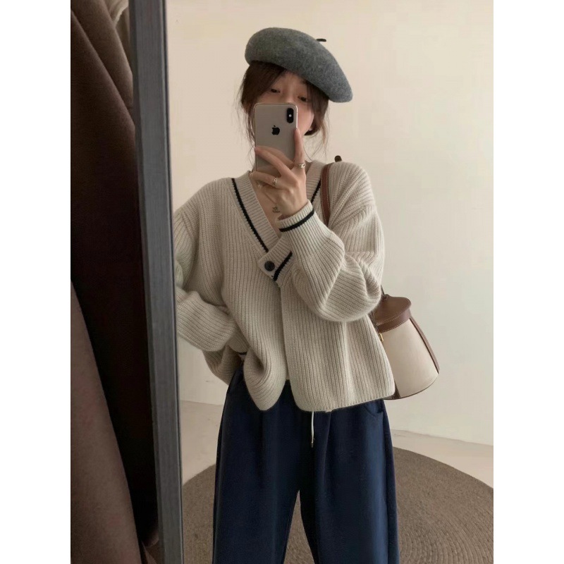 South Korea Dongdaemun Autumn and Winter New Western Style Slim Design Sense Stitching V-neck Raccoon Hair Knitted Cardigan