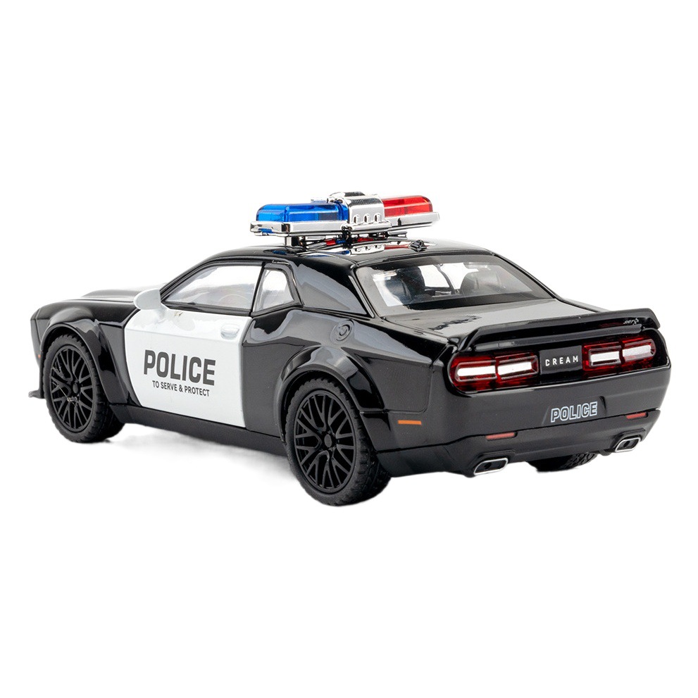 (Boxed) simulation 1 to 32 Hell Cat alloy police car model decoration children's toys wholesale one-piece delivery