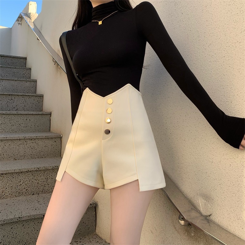 Design Sense High Waist Shorts Button Decoration 2023 Autumn New High Waist Slimming A- shaped Wide Leg Pants Fashion Shorts