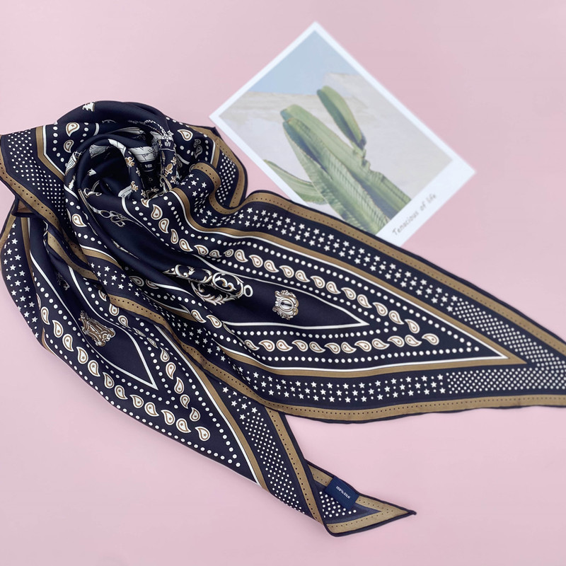 Spring and Autumn Key Silk Twill Diamond Scarf 100% Mulberry Silk Shirt Silk Scarf Neck Protection Fashion Commuter