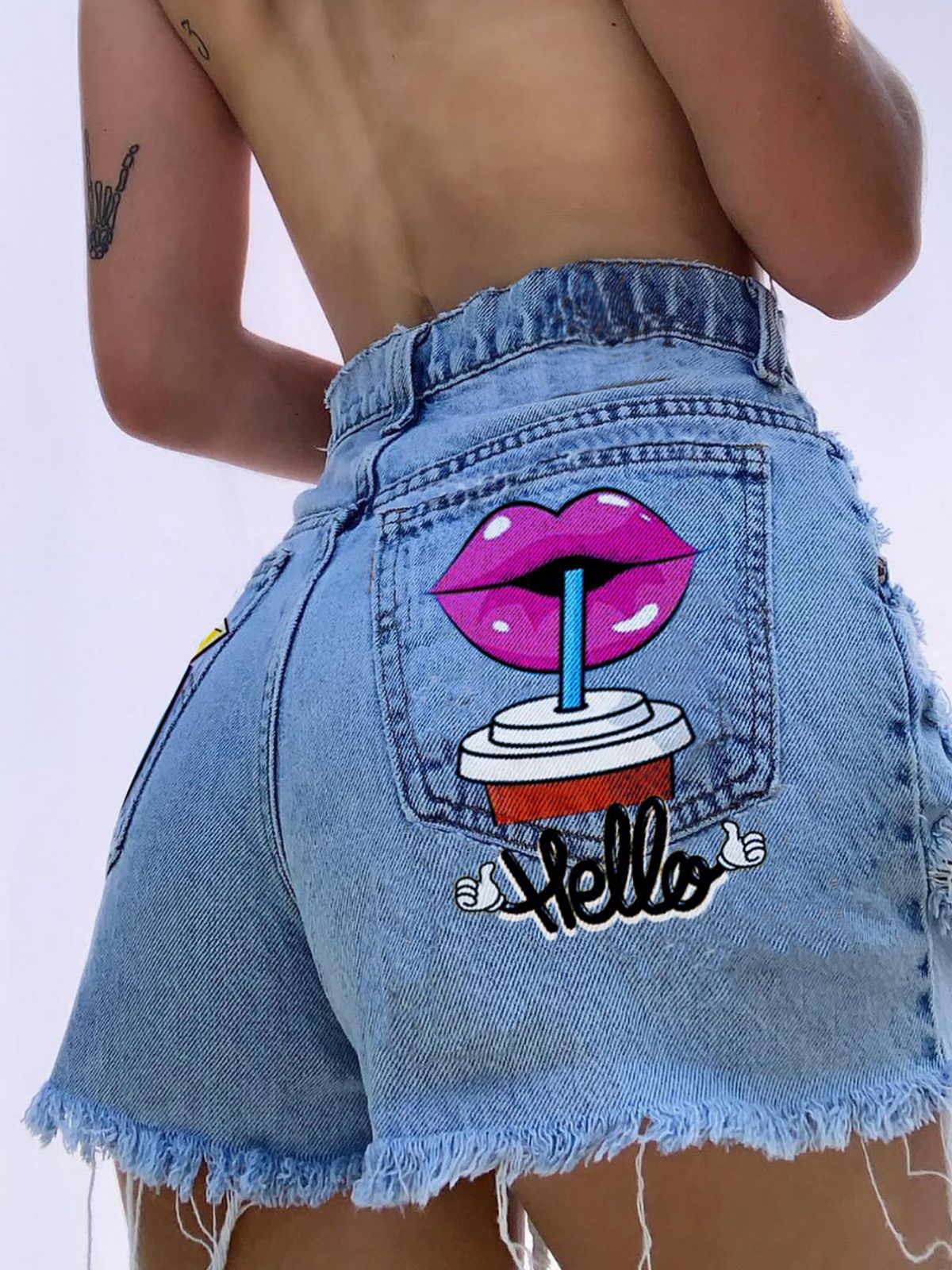 2601 * Amazon cross-border sexy women's clothing European and American INS fashion ripped Denim shorts Denim shorts