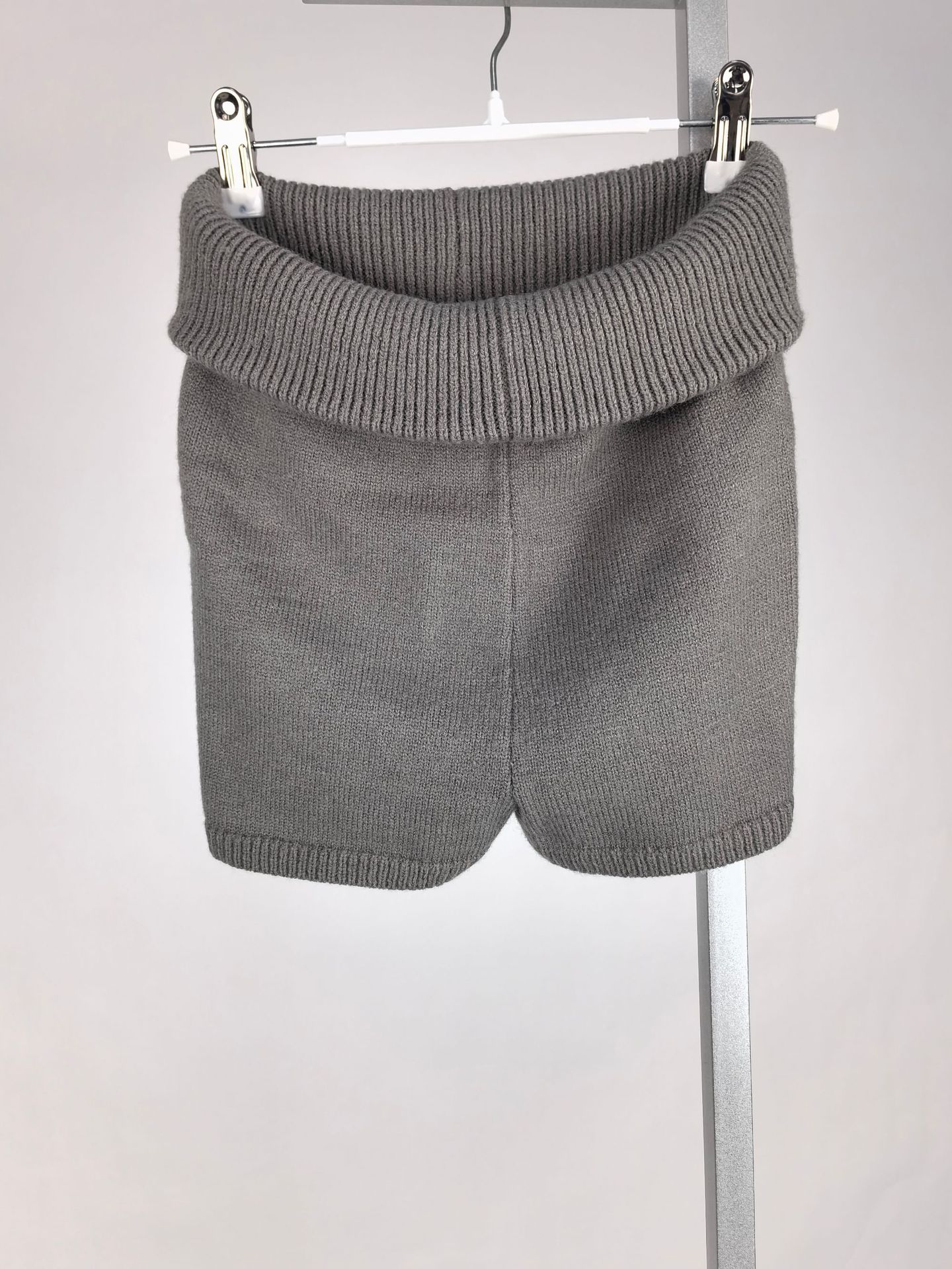 Picture of (Clearout) Designed with High-Quality Pure Lust Style Sexy Low-Waisted Knitted Pants, Slimming Look Elastic Pit Strip Hip-Covering Shorts