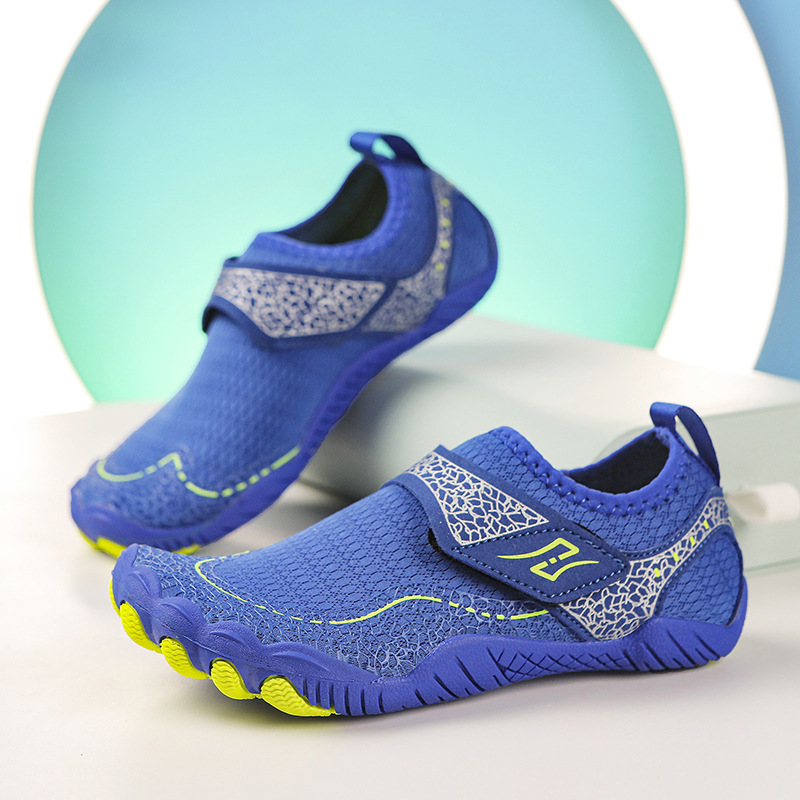 Picture of Children's upstream shoes beach shoes boys and girls sandals non-slip shoes swimming quick-drying water park drifting leisure sports