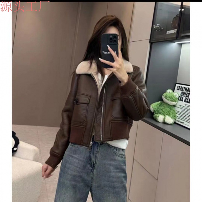 Maillard Winter Short Leather Fashion Stylish Petite Thickened Biker Leather Jacket Women Lamb Wool Jacket