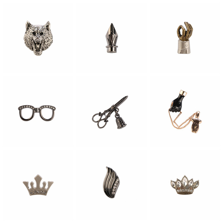 Picture of Popular Men's Suit Brooch Jewelry Retro Relief Badge Business Formal Collar Pin Wedding Groom Suit Decoration