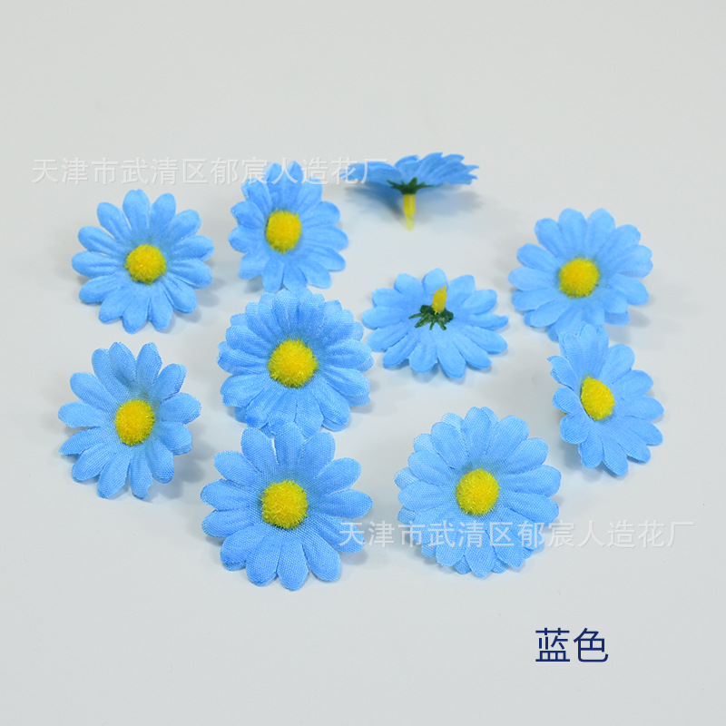 Picture of Simulated Daisy Flower Wholesale Chrysanthemum Head DIY Flower Bridal Garland Wrist Flower Hat Flower Factory Direct Sale