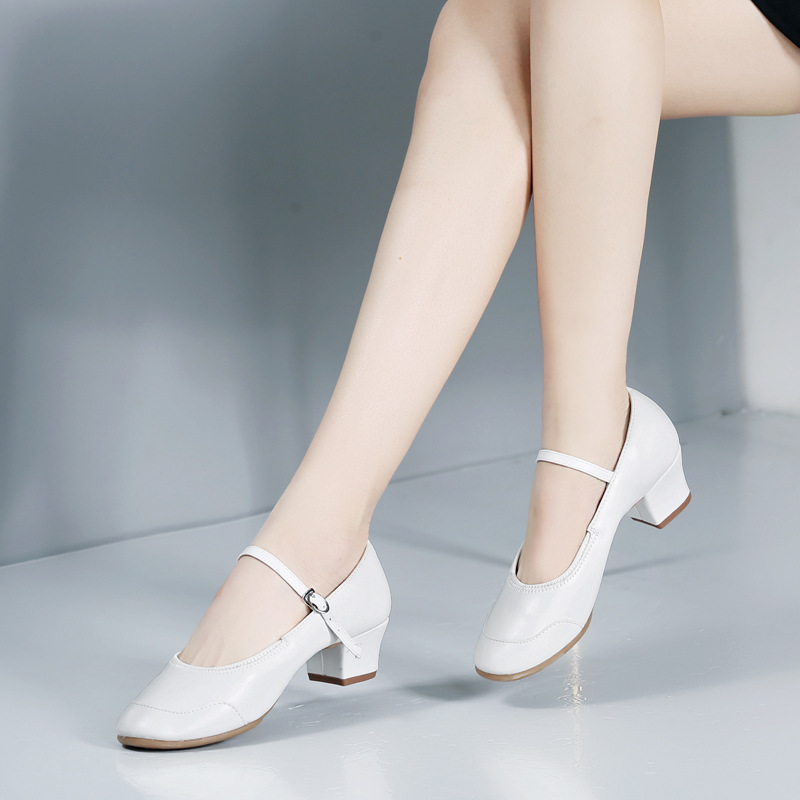 Picture of Square Dance Shoes Soft Sole Women's Supper Dance Shoes Dance Shoes Practice Shoes Teacher Shoes Four Seasons Social Dance Shoes Middle Heeled