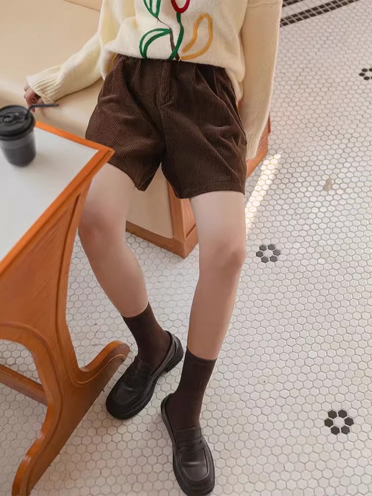 Picture of 2023 Autumn and Winter Corduroy Shorts Women's High Waist Slimming Wide Leg Pants Fashionable Korean Retro A- Shoe Pants
