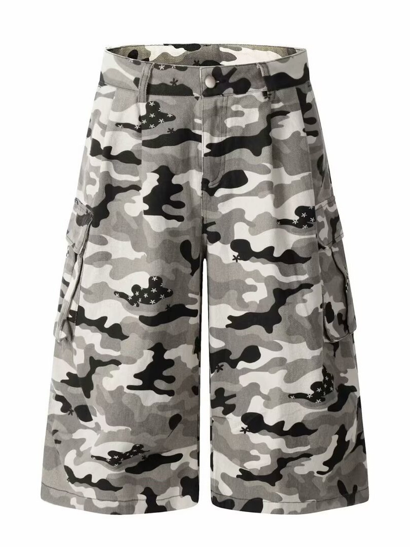 Picture of American Retro Camouflage Denim Cropped Pants for Women 2025 Summer Street Hip-Hop Silhouette Multi-Pocket Loose Cargo Shorts