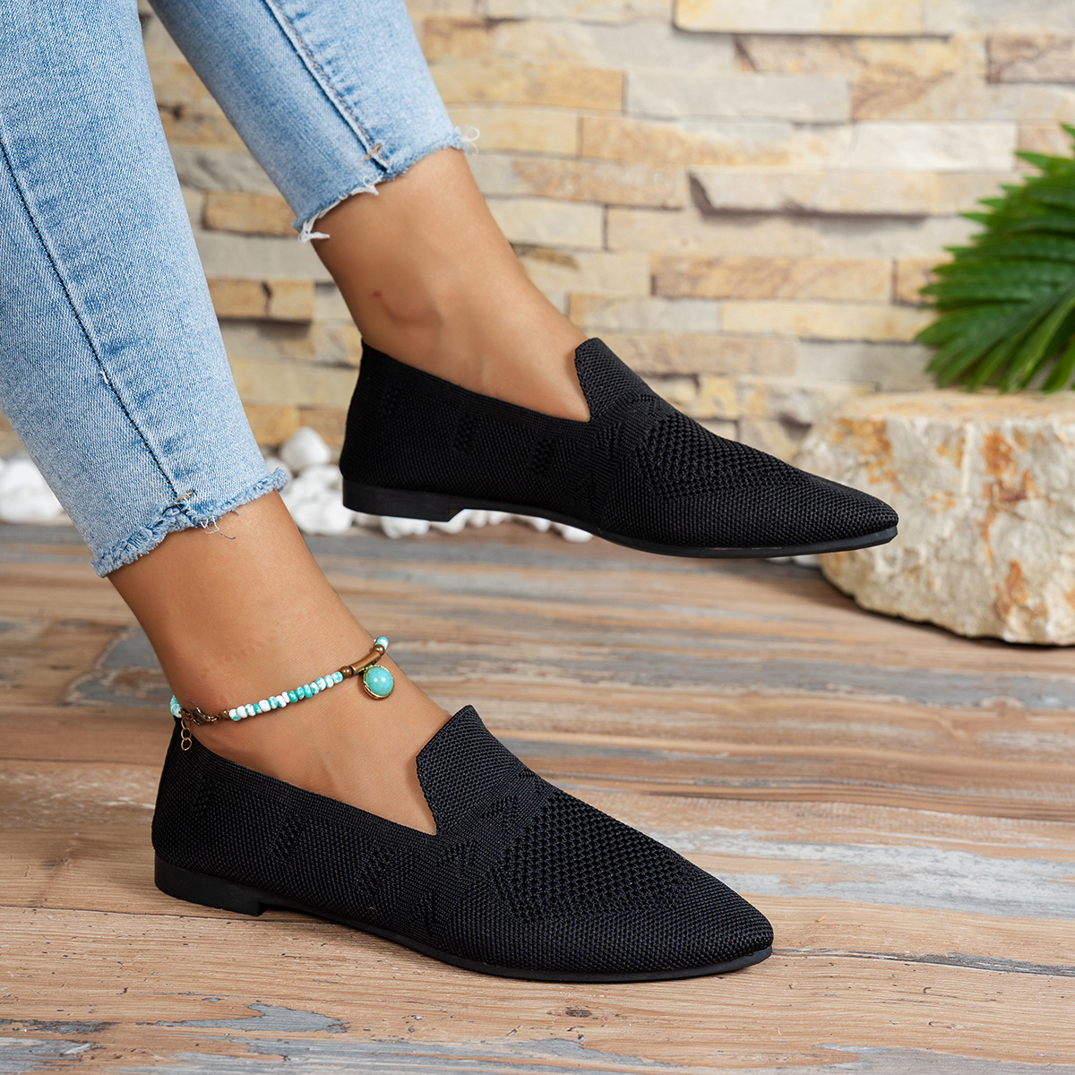 Picture of Spring 2025 European and American Large-Size Pointed-Toe Flat Loafers for Women, Casual Versatile Trendy Sweet Style