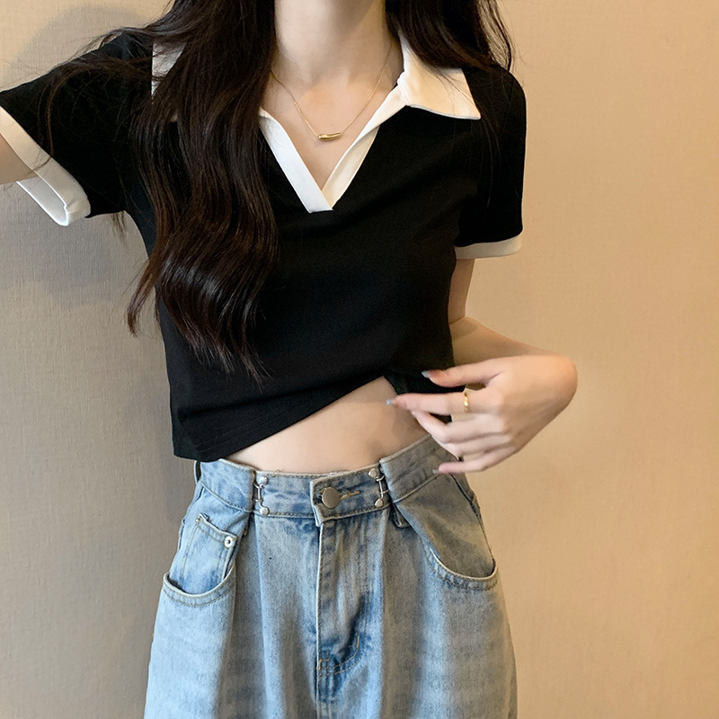 V Neck Right Shoulder 2025 Summer New Korean Style Short-Sleeved T-Shirt Women's Polo Collar Design Niche Short Top Wholesale