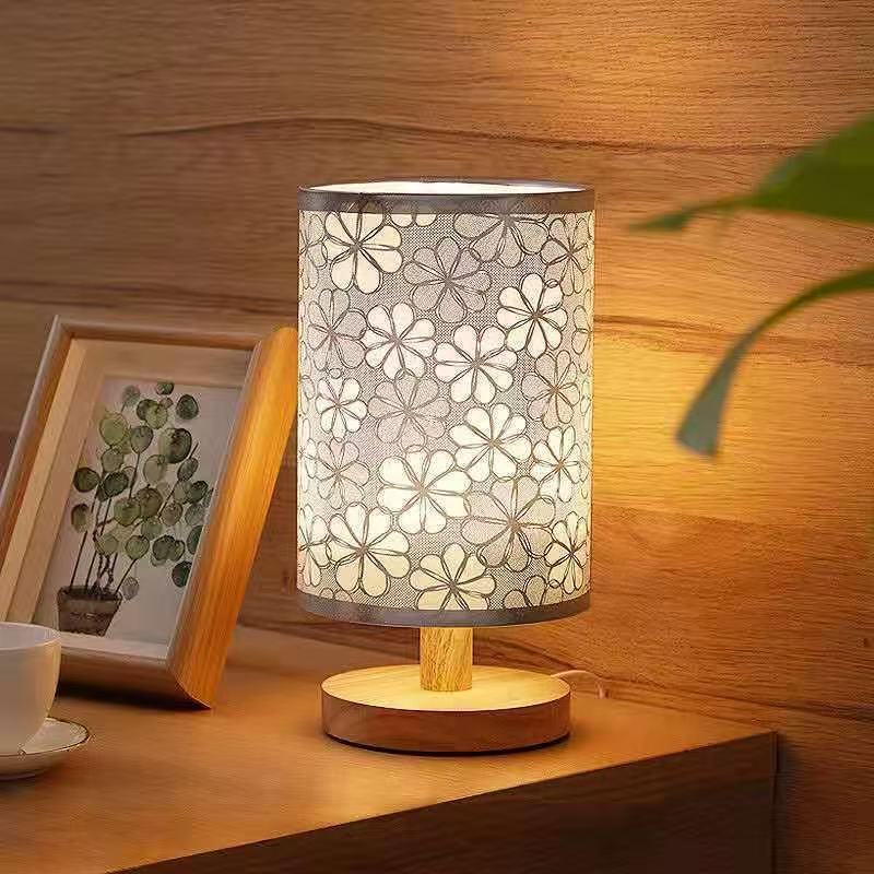 Picture of creative handmade diy dried flower embossed table lamp night light bedroom bedside lamp hotel bed and breakfast lamp