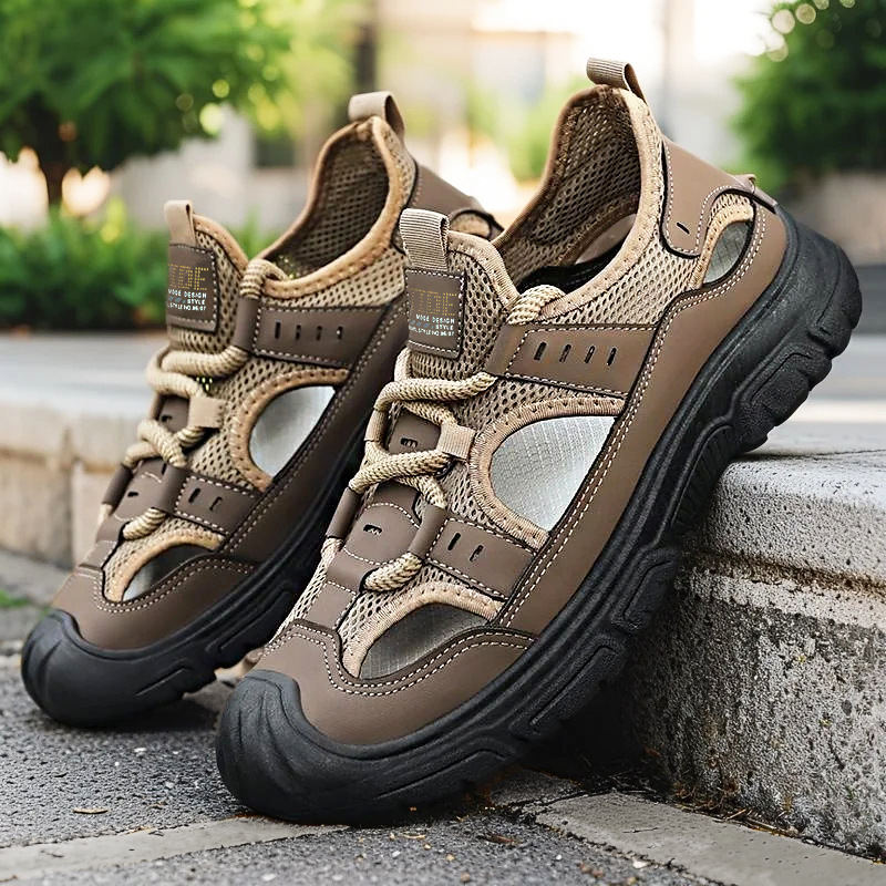 Men's Flats 2025 Summer New Baotou Sandals Outdoor Lightweight Hollow Beach Shoes Breathable Shallow Mouth Slip-Ons