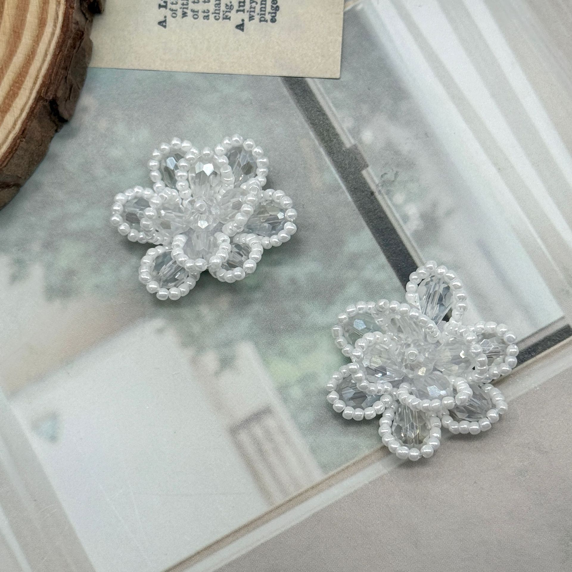 Picture of New stained glass flower bead string handmade DIY woven shoes, hats, bags, hanging accessories, clothing, accessories
