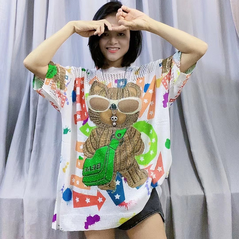 Summer Knitted Ice Silk Short-sleeved T-shirt Women's 2023 New Design Sense Niche Slimming Top Fashion Hot Drilling Knitted Shirt