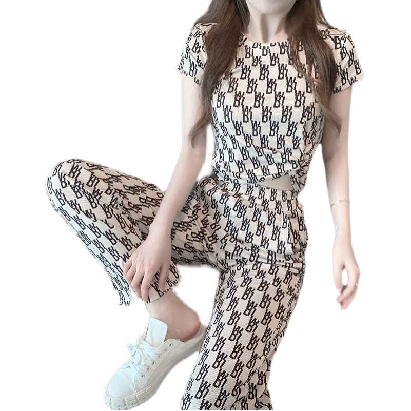 Fashion suit women's printed letter short sleeve t-shirt + high waist straight loose wide leg split trousers two-piece suit Western style