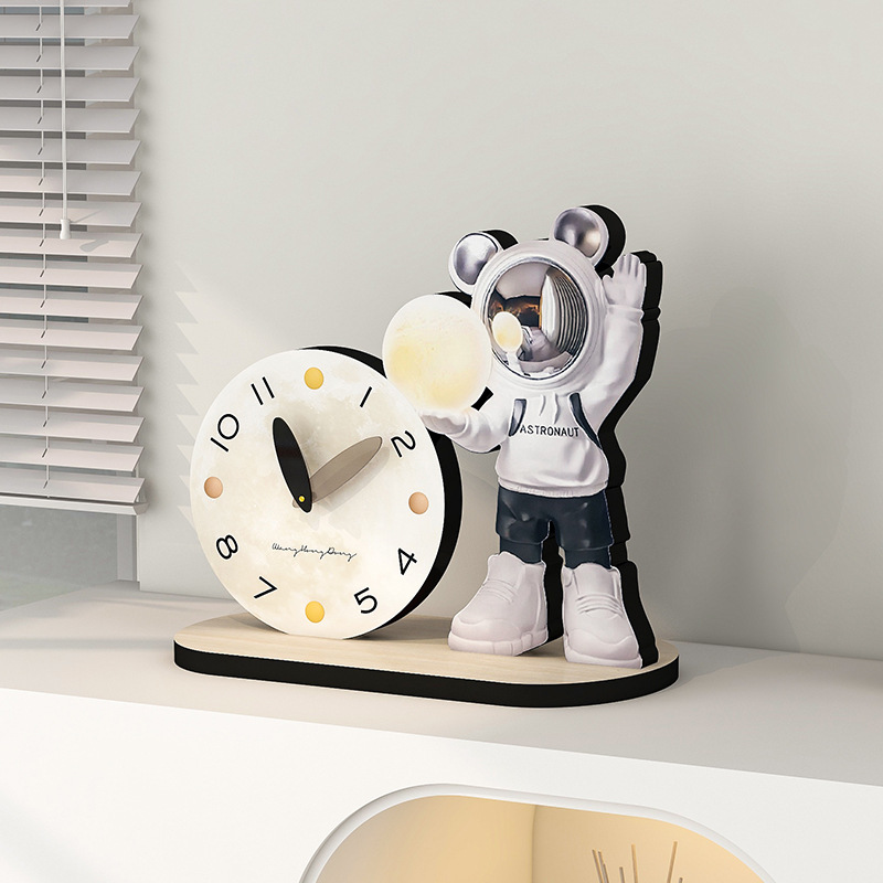 Creative Ornaments Seat Clock Spaceman Decorative Desktop Home Cartoon Wall Clock New Modern Fashion Quiet Clock
