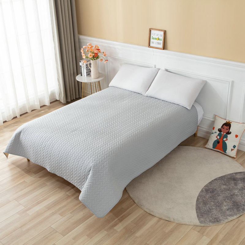 Picture of Factory wholesale household pet mattress waterproof cat and dog dustproof bedspread non-slip urine-proof protective cover sofa urine pad