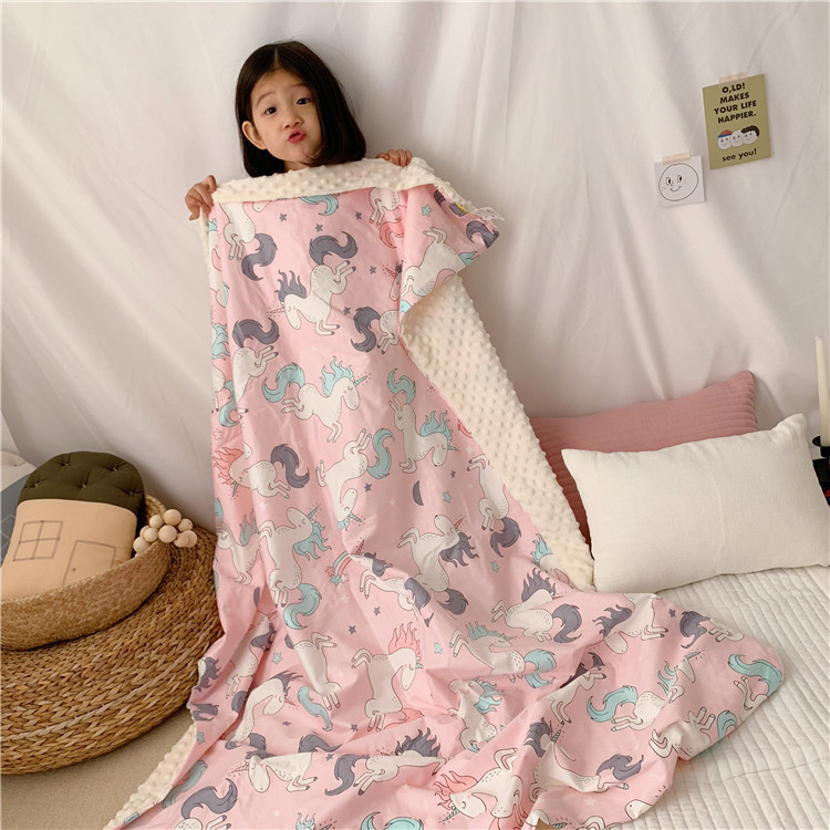 All-Cotton Cartoon Beanie Blanket, Skin-Warming Fleece Blanket for Infants, Children, and Students, Soothing and Comforting Blanket with Skin-Friendly Cotton Cartoon Pattern