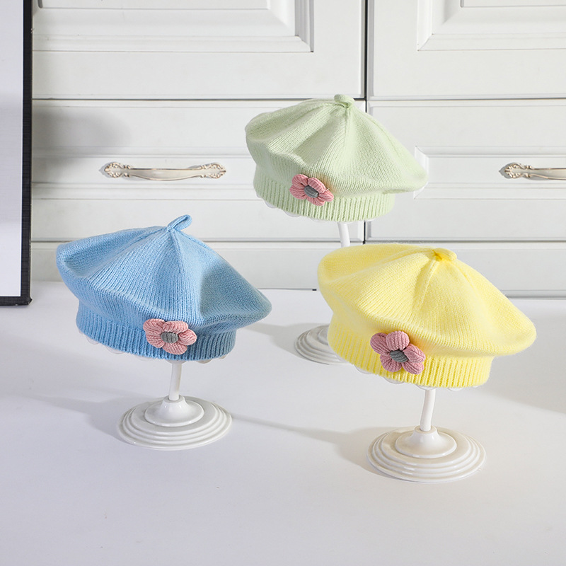 Picture of Baby Hat Autumn and Winter Women's Baby Cute Flower Beret Children's Wool Hat Girls' Knitted Painter Hat Trendy