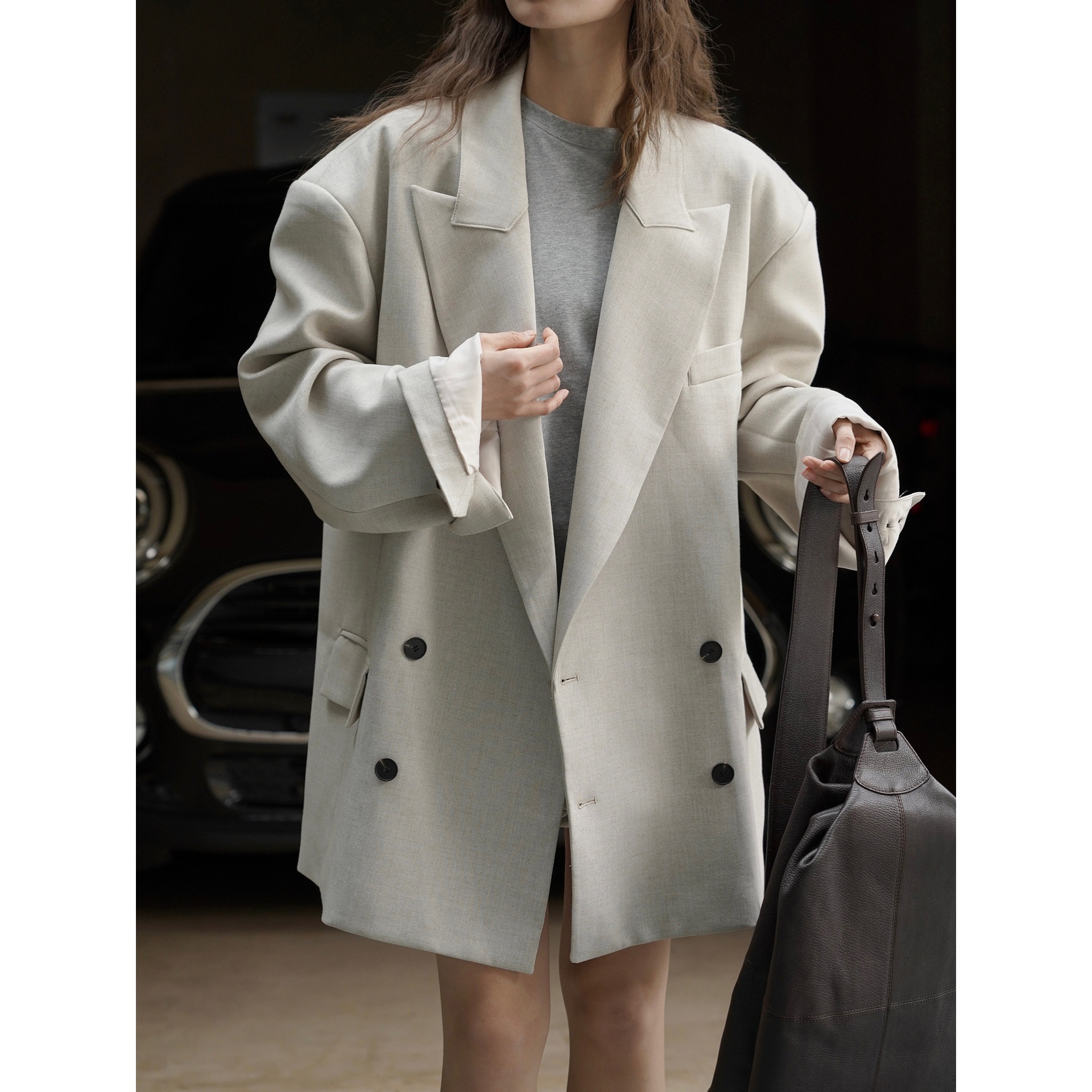 Picture of Lu Fuqiu Paris Fashionable Retro High-End Large Version Wide Shoulder Double-Breasted Long-Sleeved Suit Crisp Casual Jacket for Women