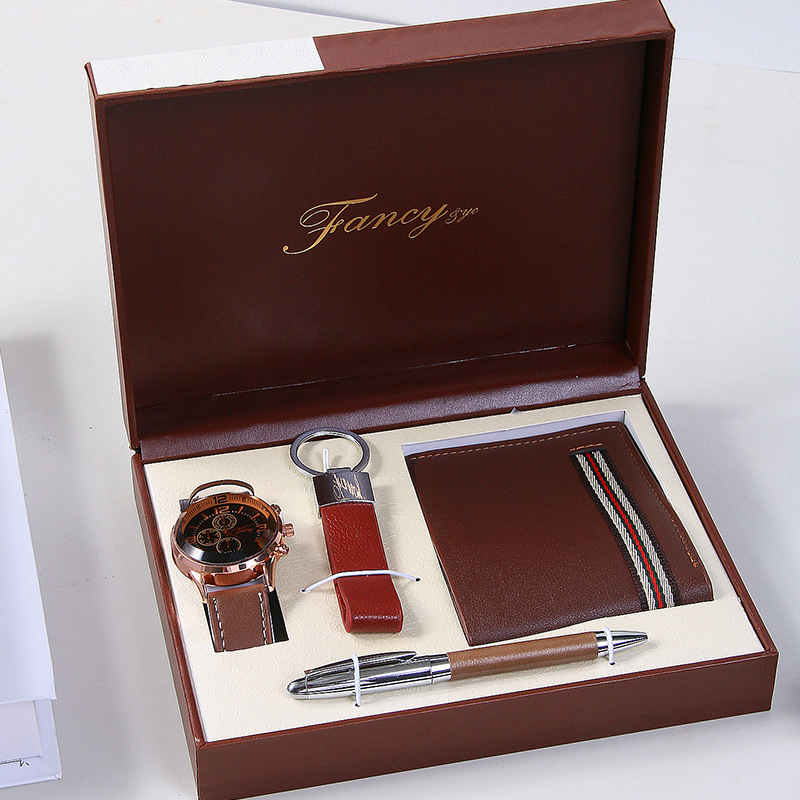 Picture of Cross-border Gift Valentine's Day Gift Set Wallet Keychain Pen Creative Practical Men's Accompanying Gift Business suit