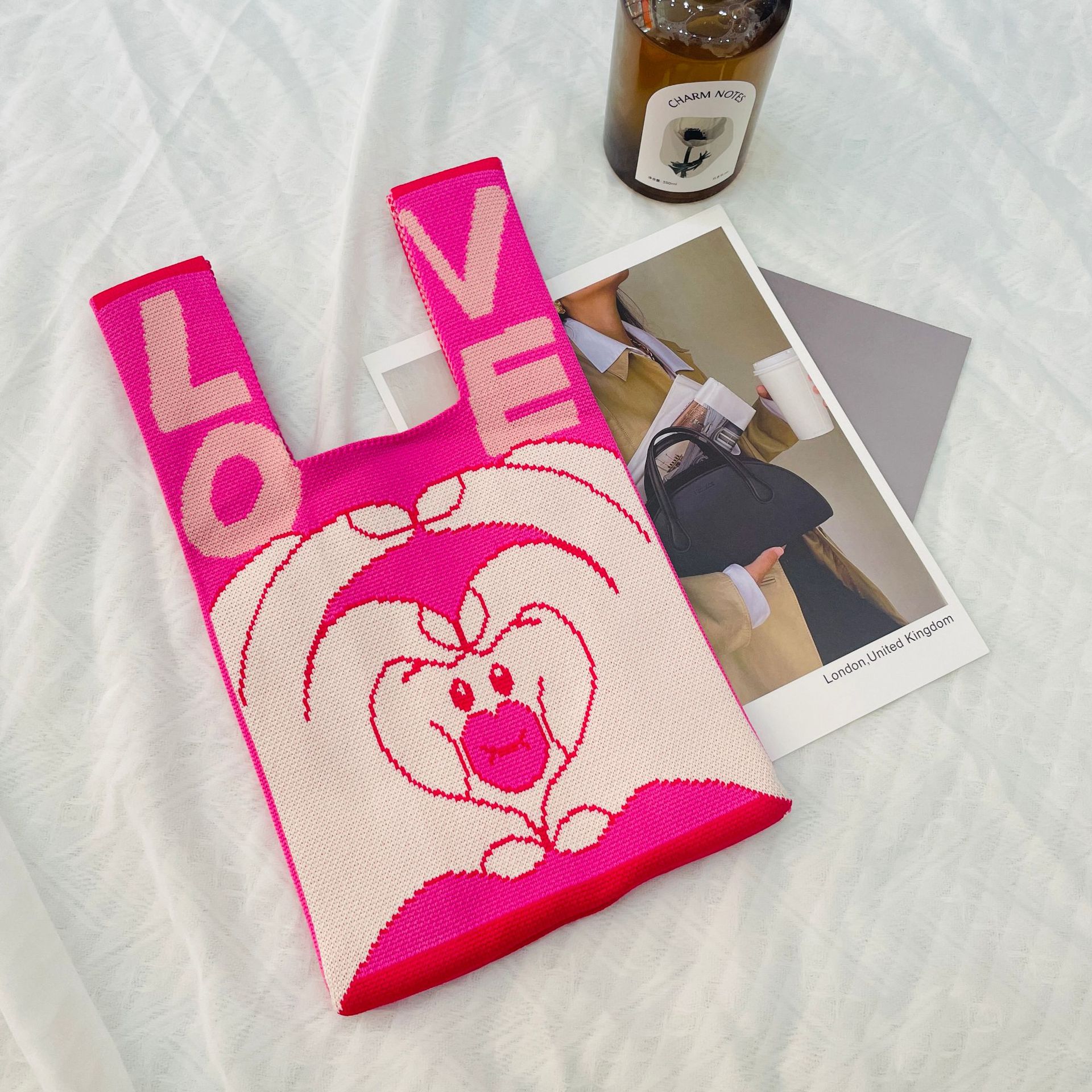 Picture of Rabbit Wedding Candy Bag Knitted Bag Women's K-Style Versatile Street Pink Handbag Wrist Bag Tote Bag Women's Bag Trendy