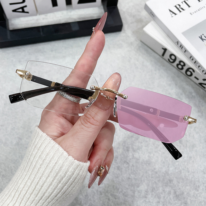 Picture of New Rimless Fashion Sunglasses European and American Trendy Cut-Edge Sunglasses Personalized Jelly Color Sunglasses Rimless Sunglasses