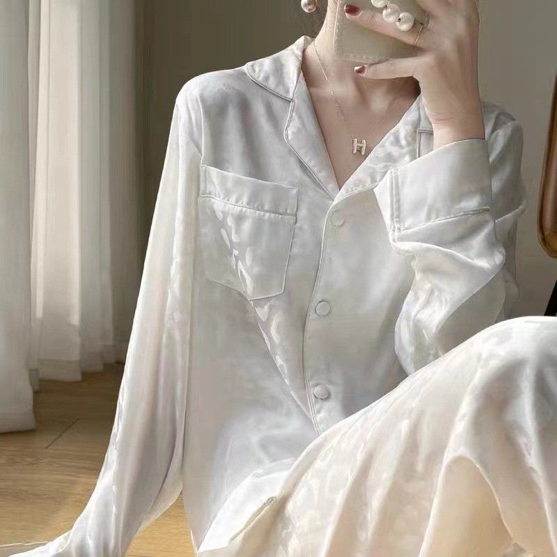 Picture of ins Cyber Celebrity Lace Long-sleeved Simple Black Spring and Autumn Long-sleeved Trousers Cardigan Pajamas Women's Sweet Loose Home Clothes